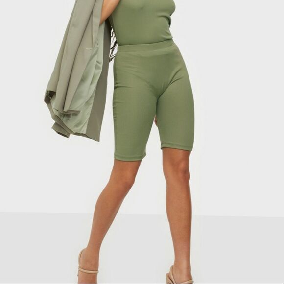 Vero Moda VMLACEY RIB BIKER SHORTS - Picture 9 of 9